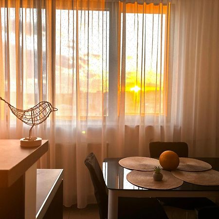 Taste Of Iasi - Two Room Apartment - Central - Sunset Touch Exteriér fotografie