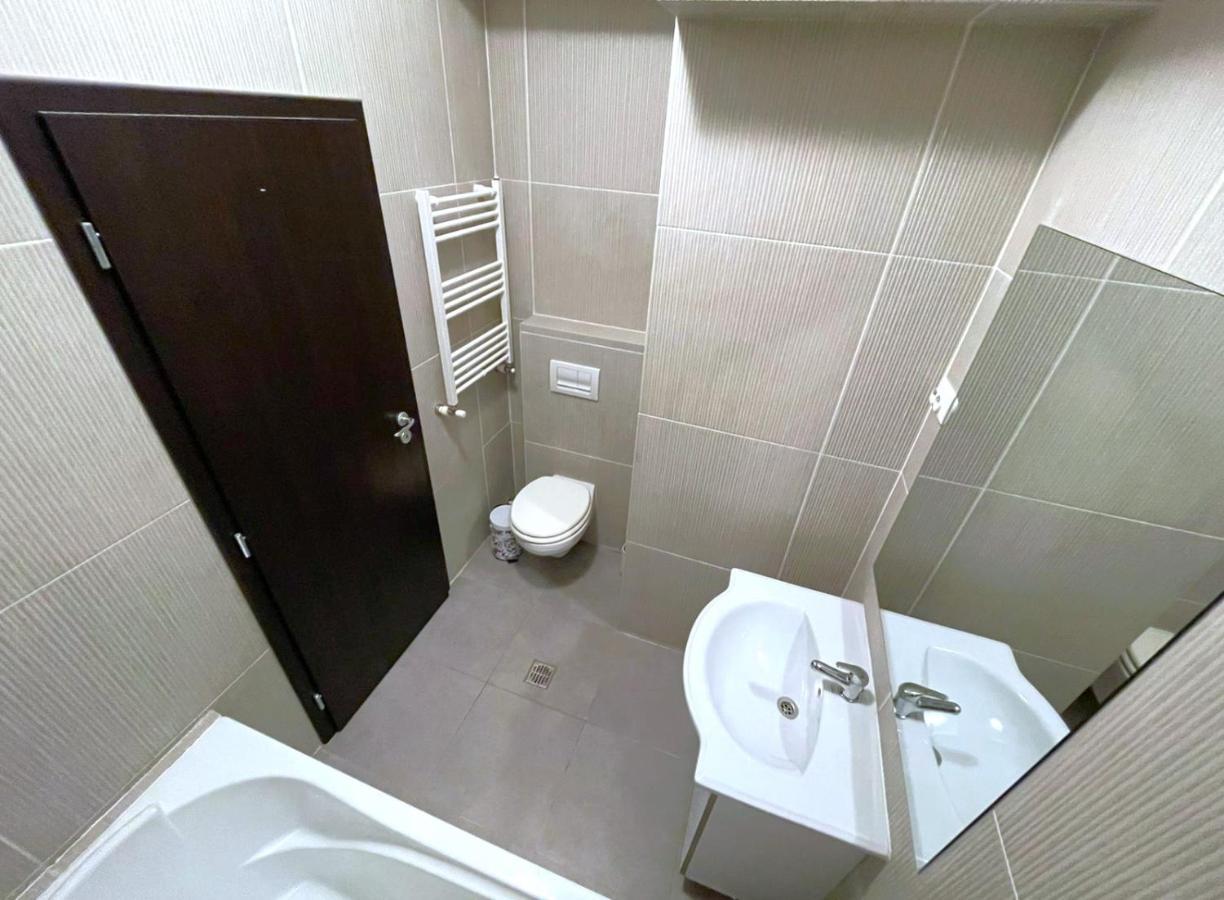 Taste Of Iasi - Two Room Apartment - Central - Sunset Touch Exteriér fotografie