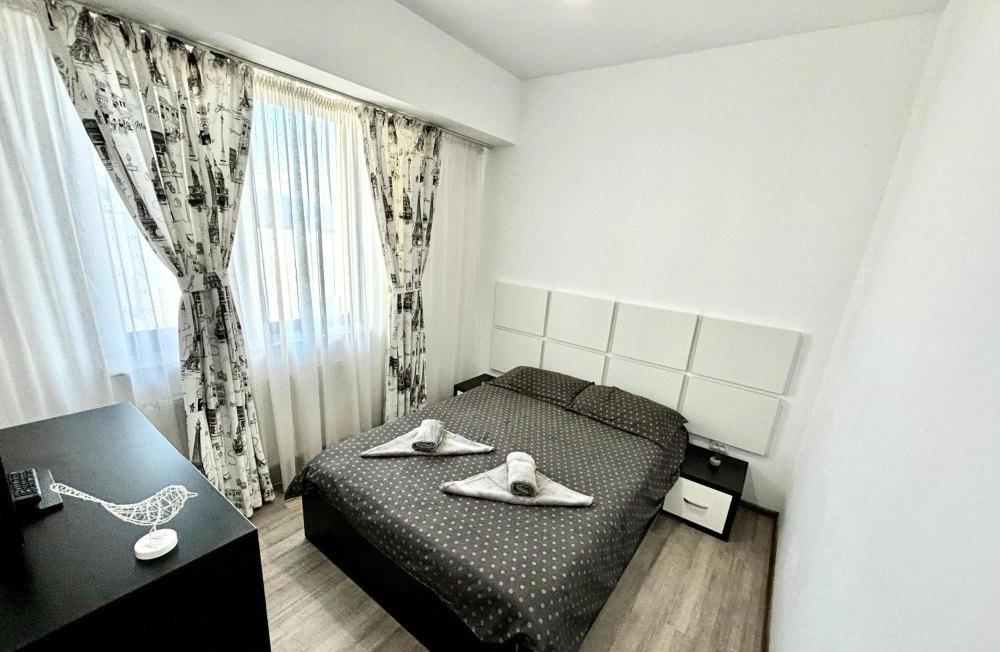 Taste Of Iasi - Two Room Apartment - Central - Sunset Touch Exteriér fotografie